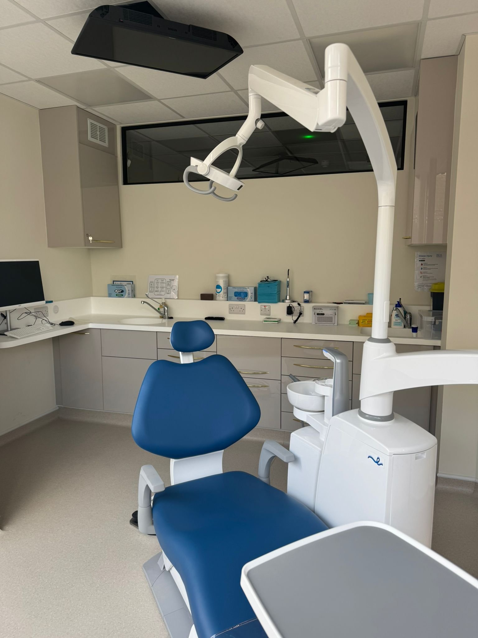 aura dental sandy8